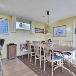 In With House Sea View Holiday home *