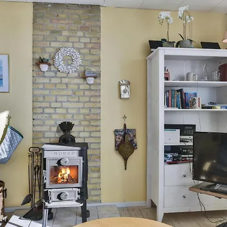 Lovely Home In Faaborg With House Sea View * Fåborg